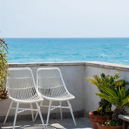 Gutkowski 3* Syracuse