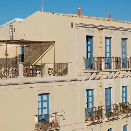 古特卡欧斯基酒店 3*