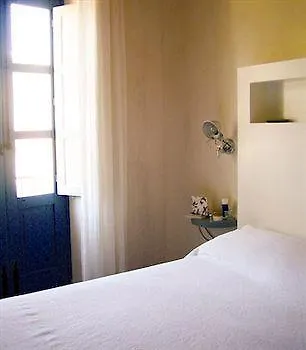 Gutkowski Hotel
