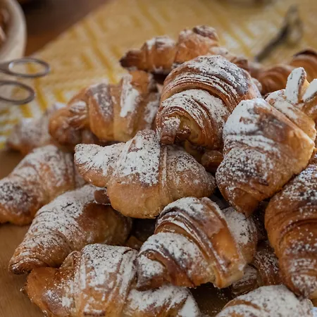 Gutkowski Отель