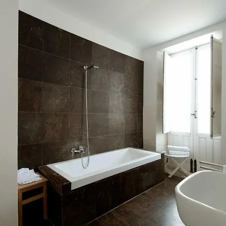 Gutkowski Hotel 3*